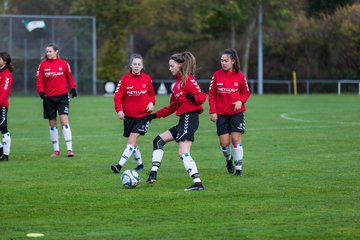 Bild 41 - B-Juniorinnen SV Henstedt Ulzburg - SG ONR : Ergebnis: 14:0